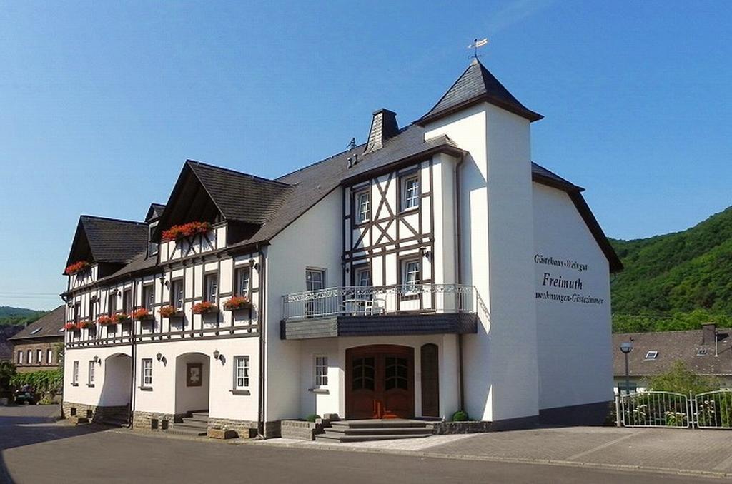 Gaestehaus Freimuth Mesenich Exterior foto